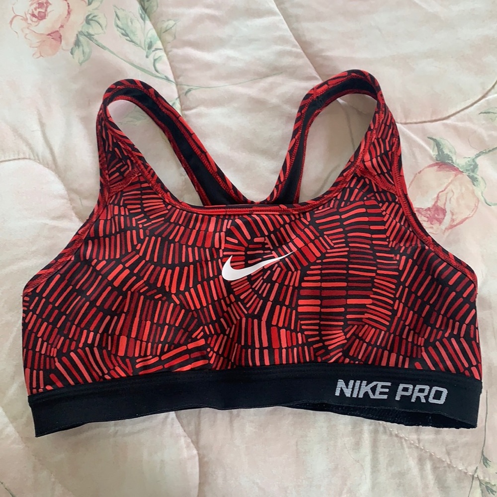 Nike Pro Sports Bra
